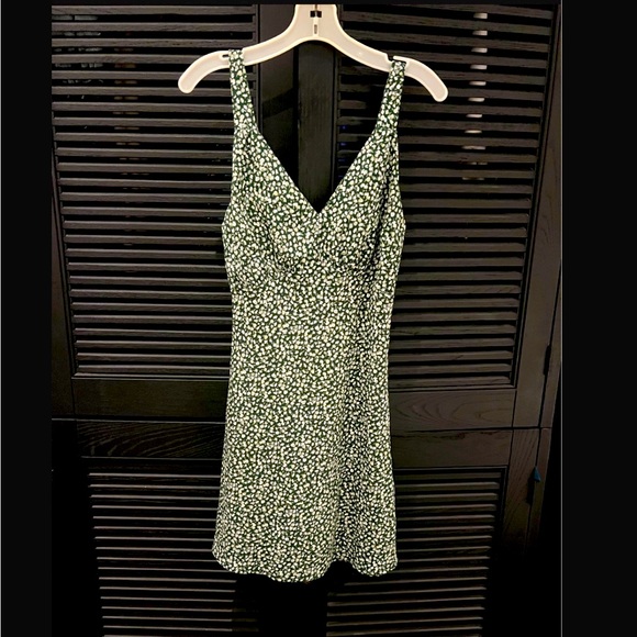 Abercrombie & Fitch Wide Strap Floral Green Slip Mini Dress - Picture 1 of 7
